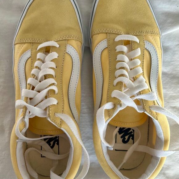 NWOT - Vans Old Skool Sneakers in Buttery Yellow Suede & Canvas – Women’s US 8.5 - Picture 3 of 7